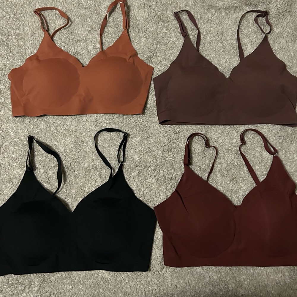 4 Tshirt Bras, Never Worn